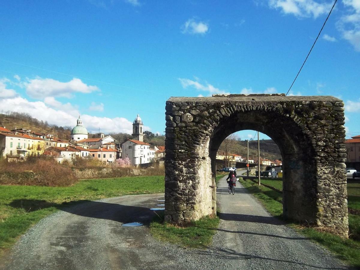 Ai Chiosi Affittacamere Pontremoli Εξωτερικό φωτογραφία